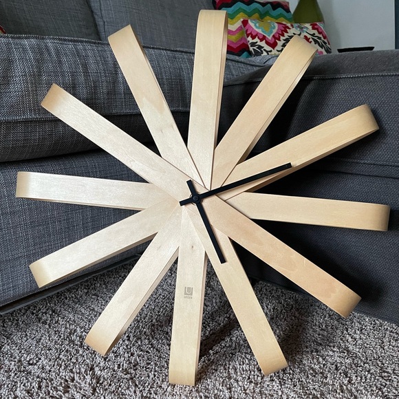 Umbra Ribbonwood Clock - Picture 1 of 2